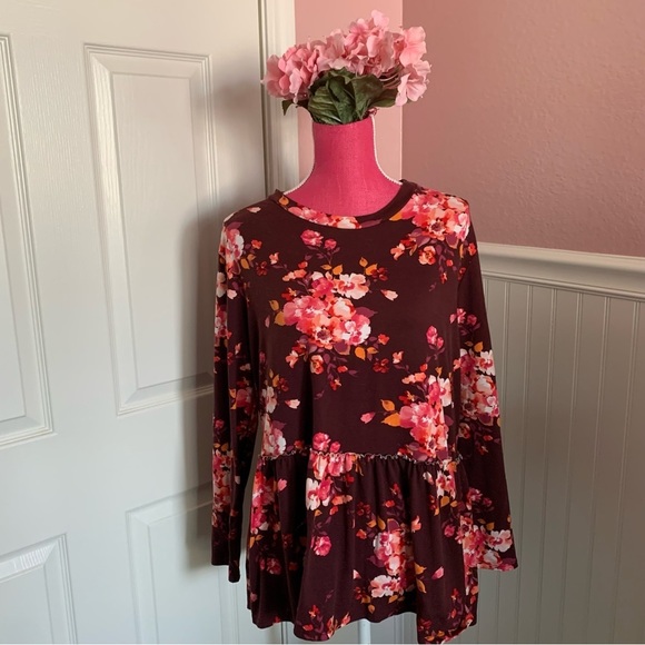 Agnes & Dora Tops - Long Sleeved Agnes & Dora Ruffle Hem Floral Red Top, size XL